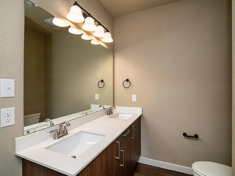 728 Fallow Dr — Photo 10