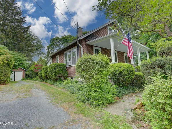 17 Lindbergh Ave, Danville, PA 17821