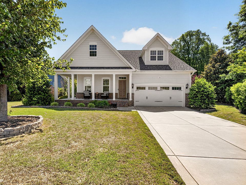 1st image of 18 Heathgreen Dr