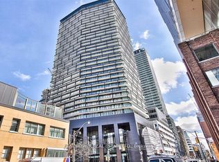 125 Peter St #1612, Toronto, ON M5V0M2