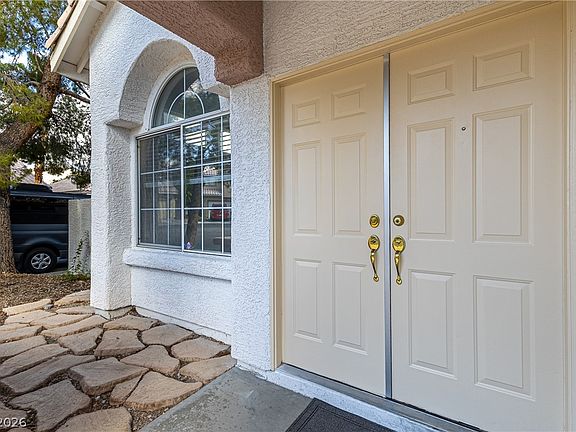 4th image of 10416 Horseback Ridge Ave