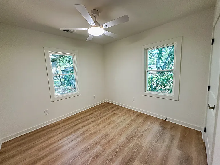 2346 Sorentrue Ave — Photo 11