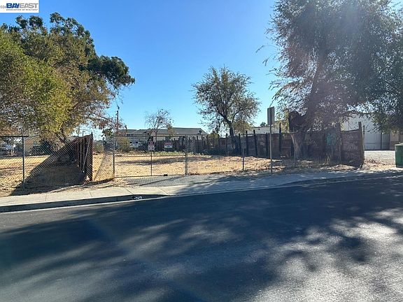 2nd image of 64 N Bella Monte Ave