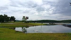 4th image of Shore Line Dr