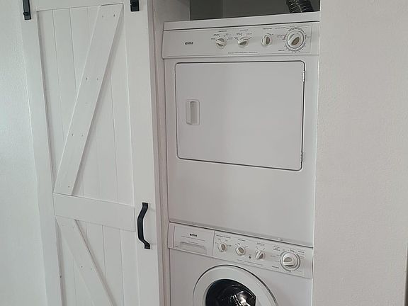 4th image of 760 S Brevard Ave APT 416