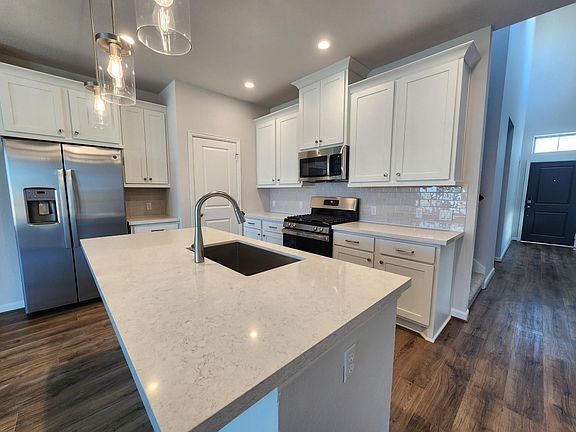 2nd image of 112 Los Olives Ln