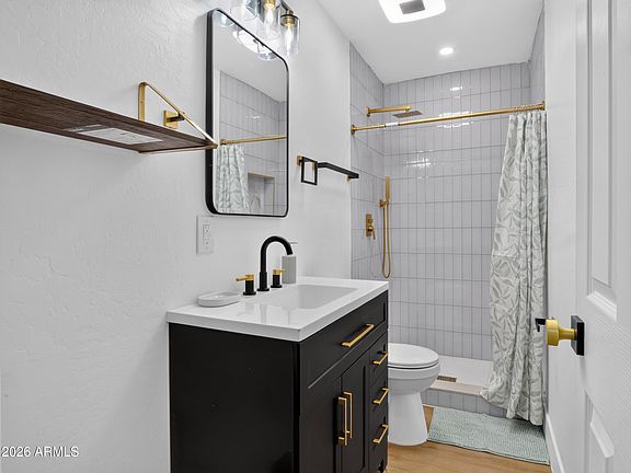 5th image of 3202 W GARFIELD Street