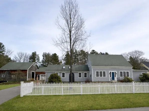 274 South St, Medfield, MA 02052