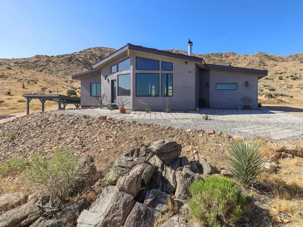 57795 Santa Barbara Dr, Yucca Valley, CA 92284