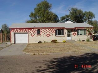 811 E Chestnut St, Garden City, KS 67846