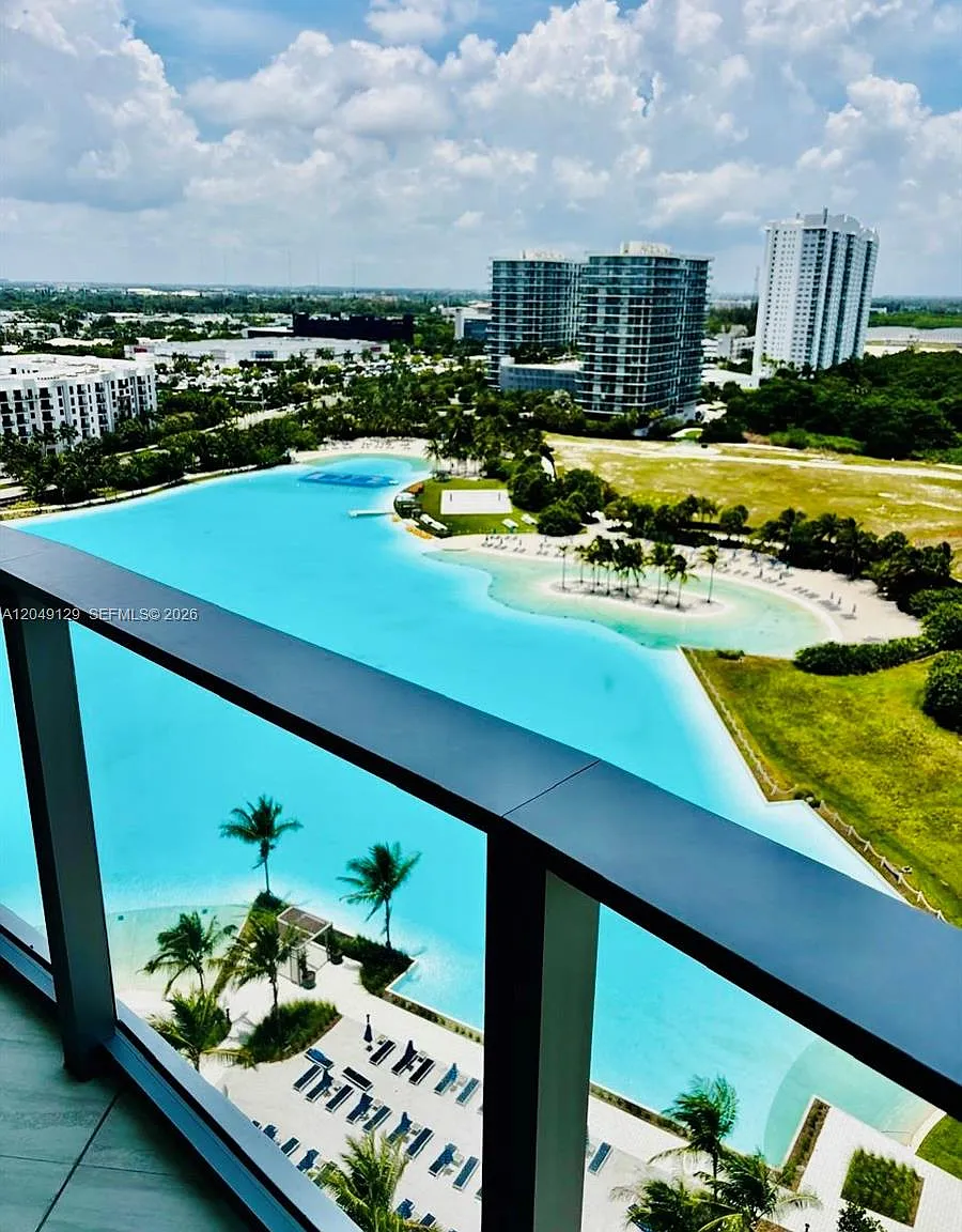 2 bed, 3.0 bath, 1571 sqft, $9,000 — Photo 1