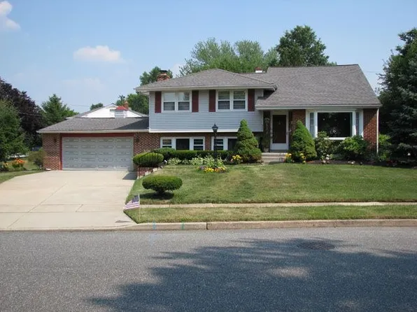 300 Cambridge Rd, Cherry Hill, NJ 08034