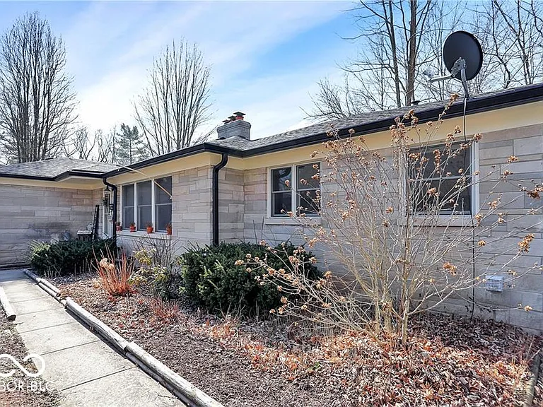 760 W Pine St — Photo 21