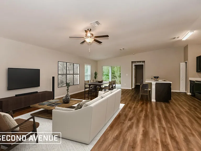 736 Barcia St E — Photo 1