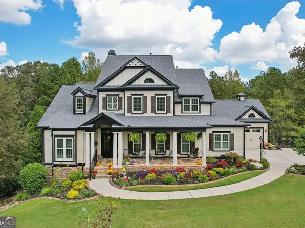395 Beaumont Farms Dr, Sharpsburg, GA 30277