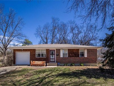 5609 NE San Rafael Dr, Kansas City, MO, 64119