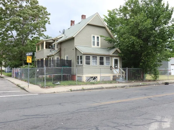 194 Hancock St, Springfield, MA 01109