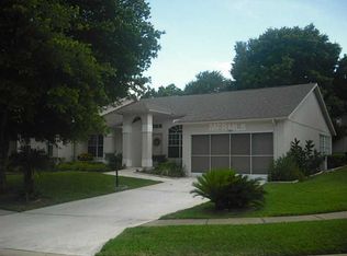 1808 Highland Club Ln, Palm Harbor, FL 34684