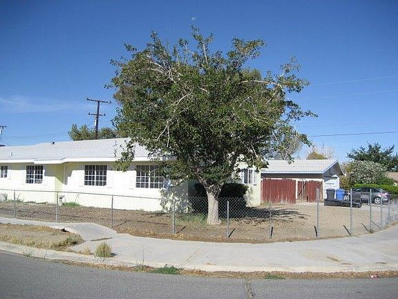 2nd image of 36390 Iris Dr