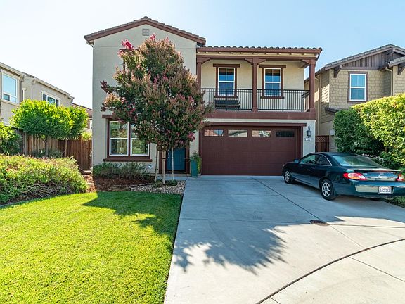 2nd image of 210 Oregano Ct