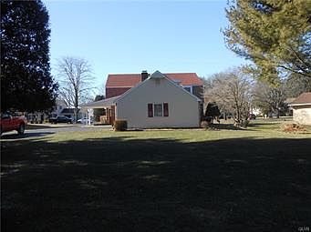 3rd image of 4290 Vassar Ave