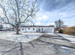 1309 42nd St, Fostoria, OH 44830