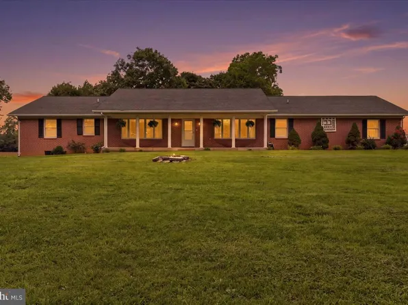 5896 Winchester Ave, Inwood, WV 25428