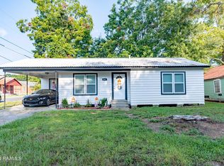 609 N Martin Luther King Jr Dr, Saint Martinville, LA 70582