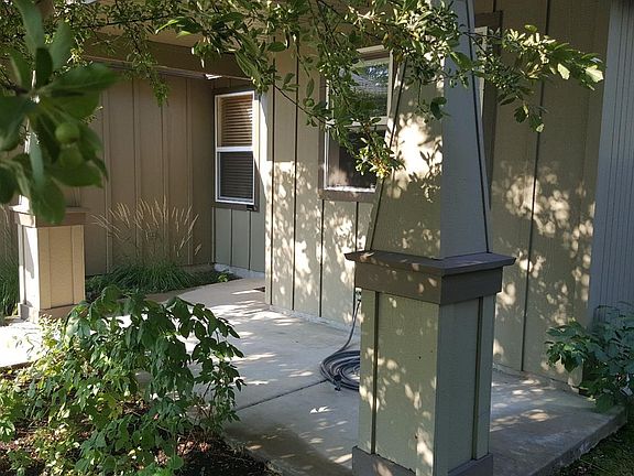 3rd image of 19802 Grassland Ct