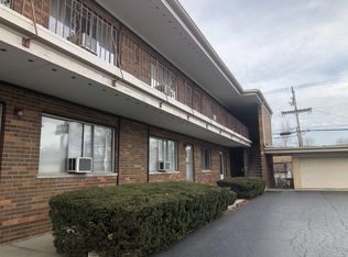 38 E Belmont Ave #9, Bensenville, IL 60106