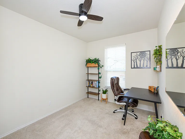 809 Beacon Hts — Photo 33