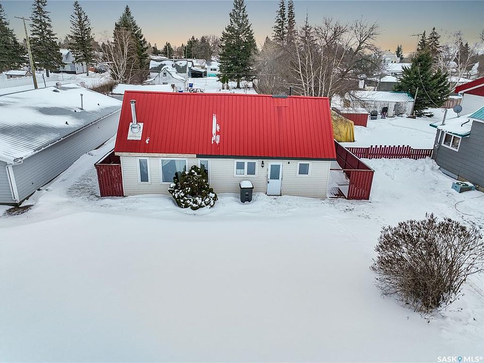 1st image of 217 Ellice STREET