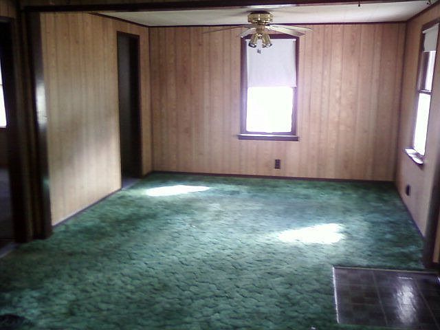 2nd image of 413 Adams St