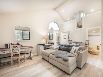56856 Enterprise Dr #B3, Sunriver, OR, 97707