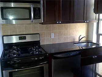 Rented by R New York
