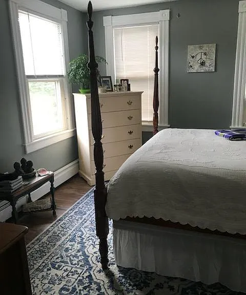 Bedroom #2 (previous tenant furnishings)