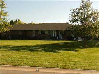 1st image of 121 Broken Bridge Ln