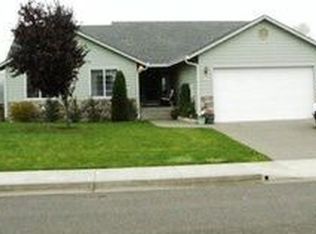 143 Clear Lake St, Oakland, OR 97462