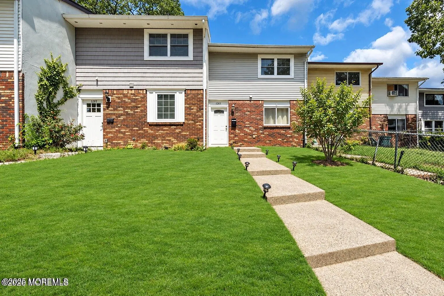 2 bed, 1.5 bath, 1152 sqft, $2,550 — Photo 2