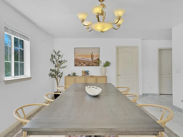 2666 N Girasol Ave — Photo 17
