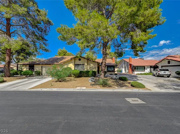 4432 Live Oak Dr, Las Vegas, NV 89121