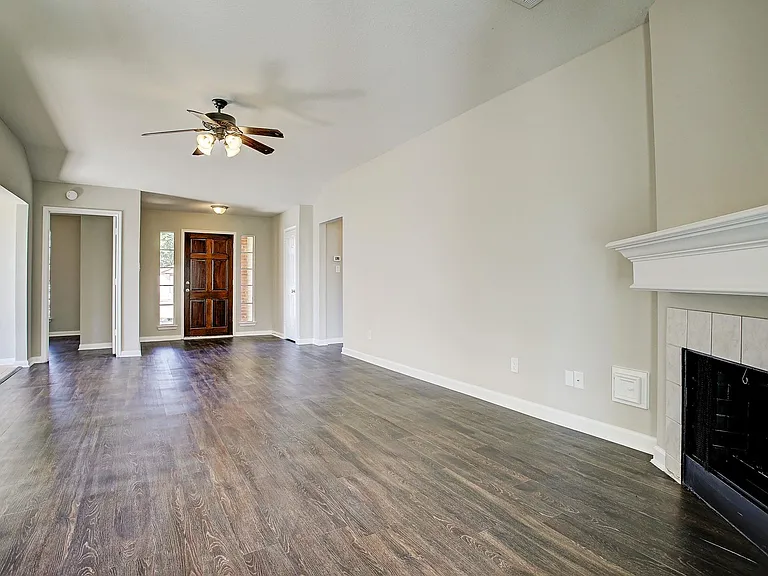 6506 Larissa Cir — Photo 8