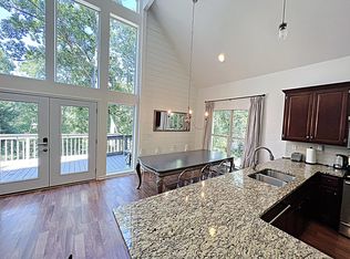 406 Diane Cir, Dawsonville, GA 30534