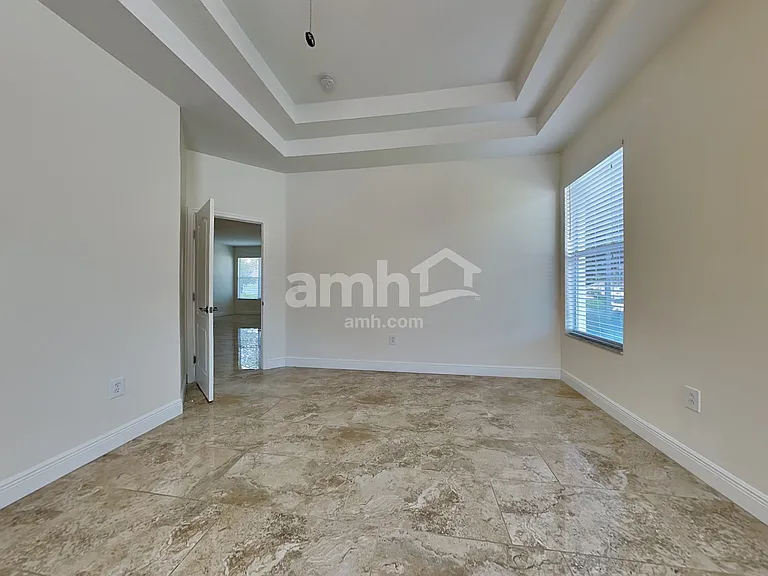 802 Lesa Glen Pl — Photo 6