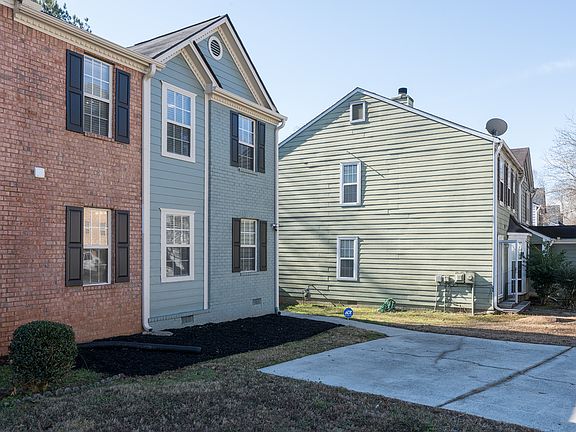 2nd image of 3328 Vintage Pointe Ct