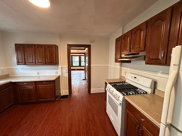2 bed, 1200 sqft, $1,400 — Photo 4