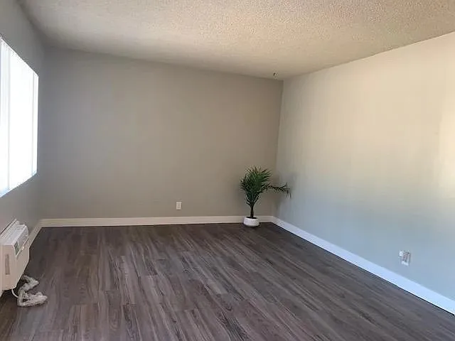 1755 Malvern Ave #2 — Photo 5