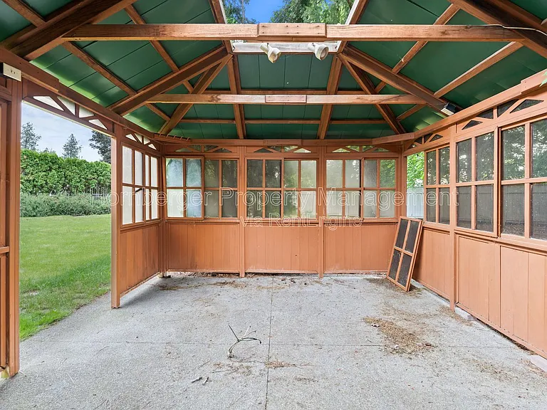 3807 S Woodward Rd — Photo 34