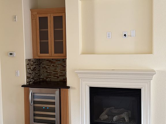 Built in wine fridge and gas fireplace, great for entertaining