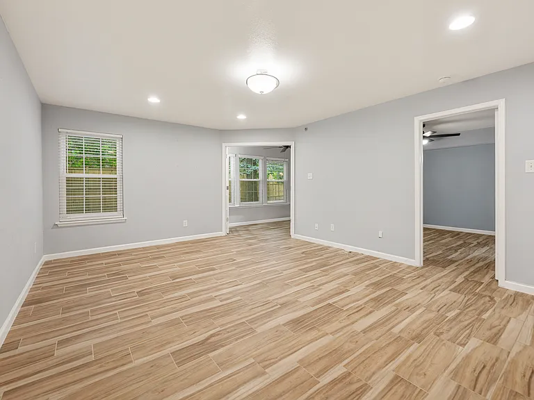 3309 Wyndham Cir #1183 — Photo 3